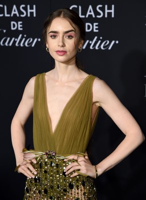 Lily Collins Stickers G2495332