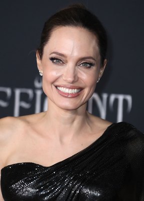 Angelina Jolie tote bag #G2500619