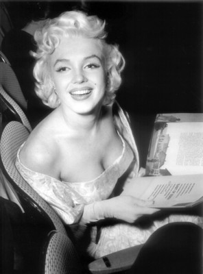 Marilyn Monroe magic mug #G250343