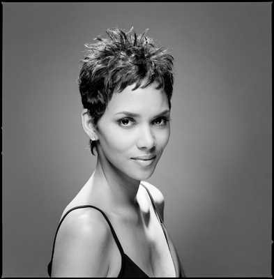 Halle Berry Stickers G2540707