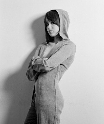 Ellen Page sweatshirt
