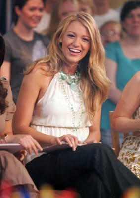 Blake Lively Mouse Pad G260176