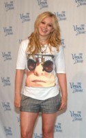 Hilary Duff t-shirt #61641