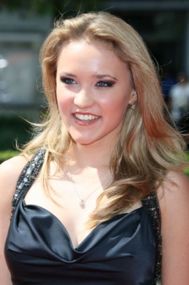 Emily Osment Stickers G292192