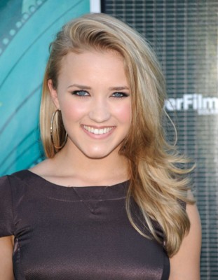 Emily Osment Stickers G292206
