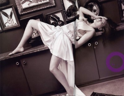 Anne Hathaway Poster G29363