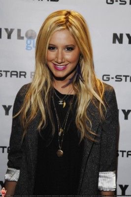 Ashley Tisdale Stickers G298094