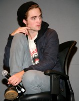 Robert Pattinson tote bag #G299651