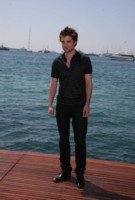 Robert Pattinson Longsleeve T-shirt #290652