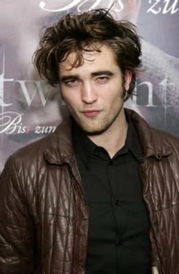 Robert Pattinson tote bag #G299677