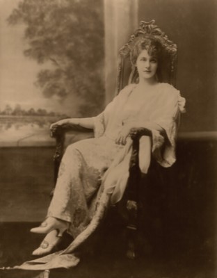 Elsie Ferguson pillow