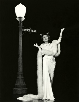 Gloria Swanson Poster G304733