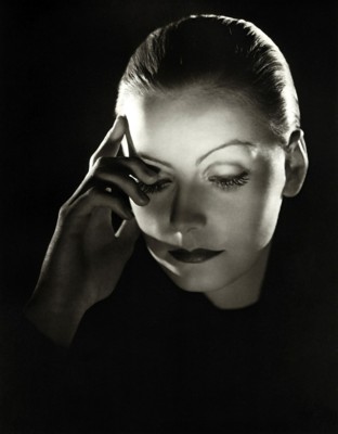 Greta Garbo Poster G305045