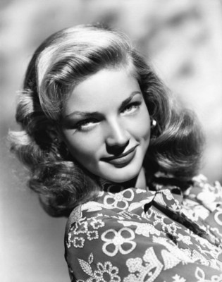 Lauren Bacall Mouse Pad G308099