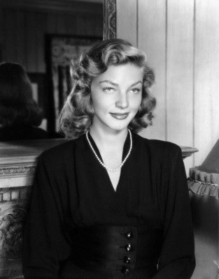 Lauren Bacall Mouse Pad G308112