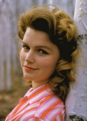 Lee Remick poster with hanger