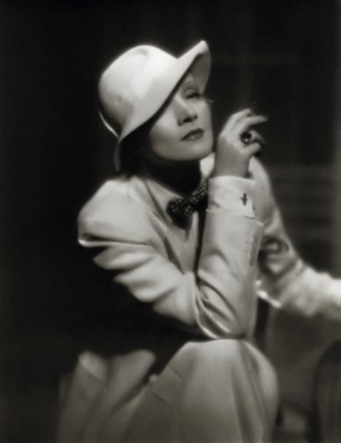 Marlene Dietrich Poster G309476