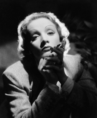 Marlene Dietrich Poster G309482