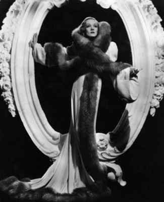 Marlene Dietrich Poster G309483