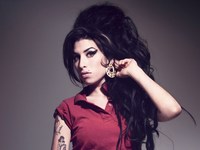 Amy Winehouse hoodie #708646