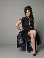 Amy Winehouse t-shirt #708661