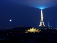 Eiffel Tower hoodie #713540