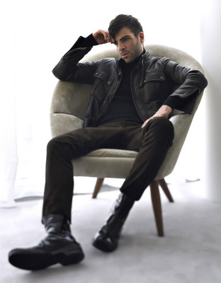 Zachary Quinto Stickers G323977