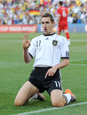 Miroslav Klose tote bag