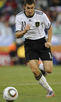 Miroslav Klose tote bag