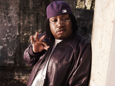 E 40 poster with hanger