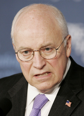 Dick Cheney Poster G340338