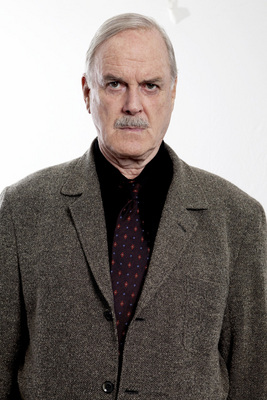 John Cleese puzzle G341153
