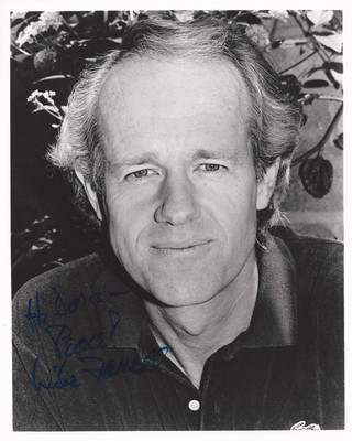 Mike Farrell Poster G342692