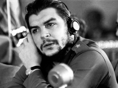 Che Guevara metal framed poster