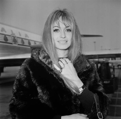 Suzy Kendall poster with hanger