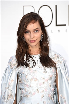 Luma Grothe poster with hanger