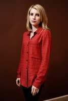 Emma Roberts Longsleeve T-shirt #773014