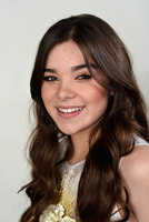 Hailee Steinfeld Mouse Pad G351103