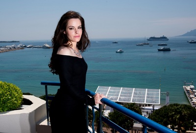 Emily Hampshire Stickers G356877