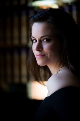 Emily Hampshire Stickers G356879