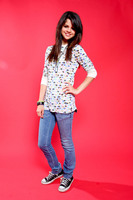 Selena Gomez sweatshirt #789778