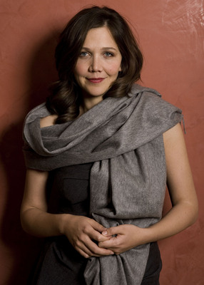 Maggie Gyllenhaal Mouse Pad G371836
