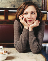 Maggie Gyllenhaal Mouse Pad G371929