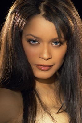 Blu Cantrell Poster G389380