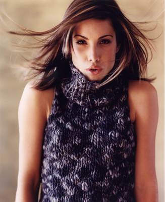 Carly Pope Poster G391854