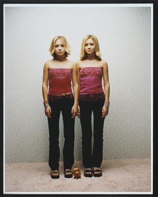 Ashley & Mary Kate Olsen poster with hanger