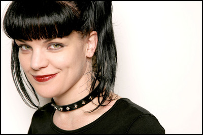 Pauley Perrette Mouse Pad G427915