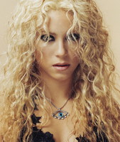 Shakira t-shirt #856347