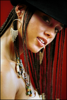 Alicia Keys tote bag #G446116