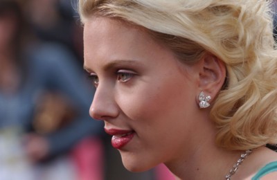 Scarlett Johansson tote bag #G44620